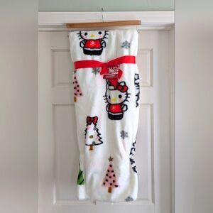 Hello Kitty Faux Fur Christmas Blanket
